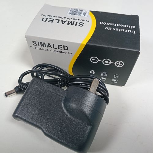 Fuente Switching 9v 1a DC 3.5mm Router Pedales